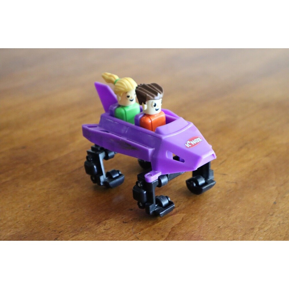 Knex Rippin' Rocket Coaster Replacement Part: K'nex Boy and Girl in Car has wear
